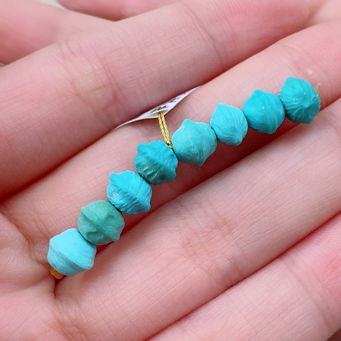 未镶嵌绿松石珠宝奇石