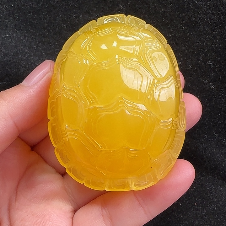 蜜蜡未镶嵌珠宝奇石