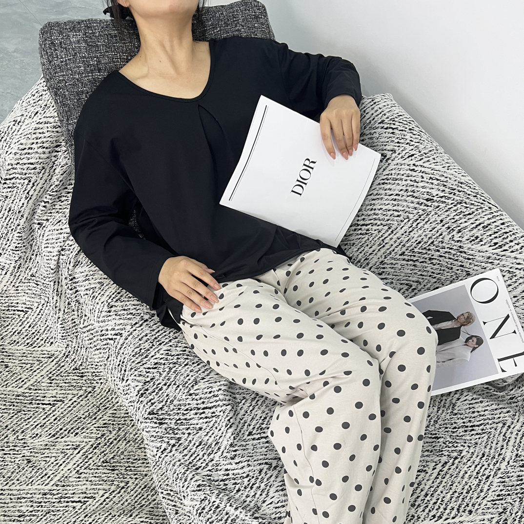 2025新款法式圆领休闲长袖睡衣波点长裤家居服两件套装舒适销售女
