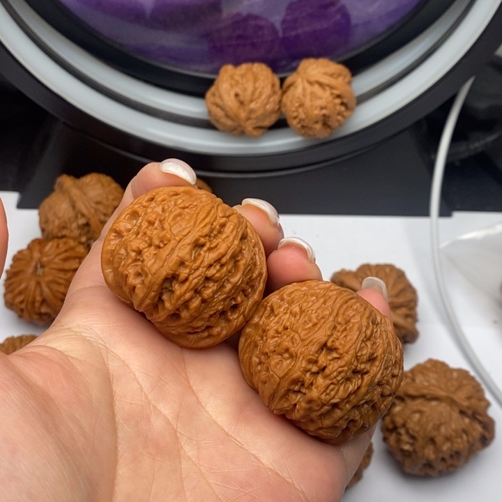 文玩核桃平谷御尊