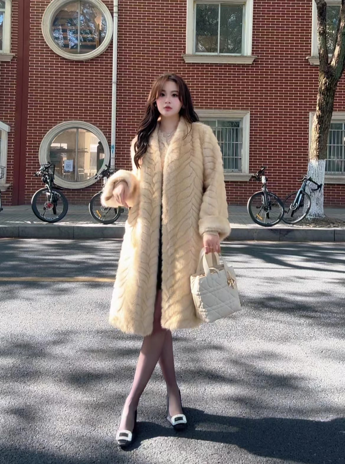 人造皮草 V领外翻袖长款女装冬季长袖人造皮草秋冬加厚女