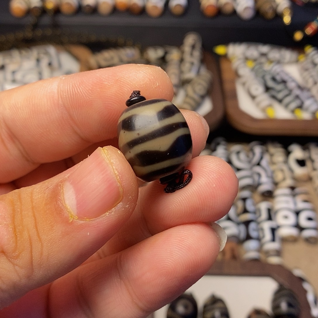 玛瑙/玉髓颈饰未镶嵌N****e