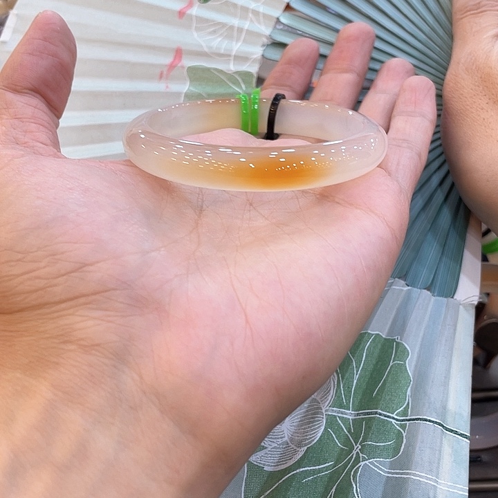 玛瑙/玉髓手镯未镶嵌小*