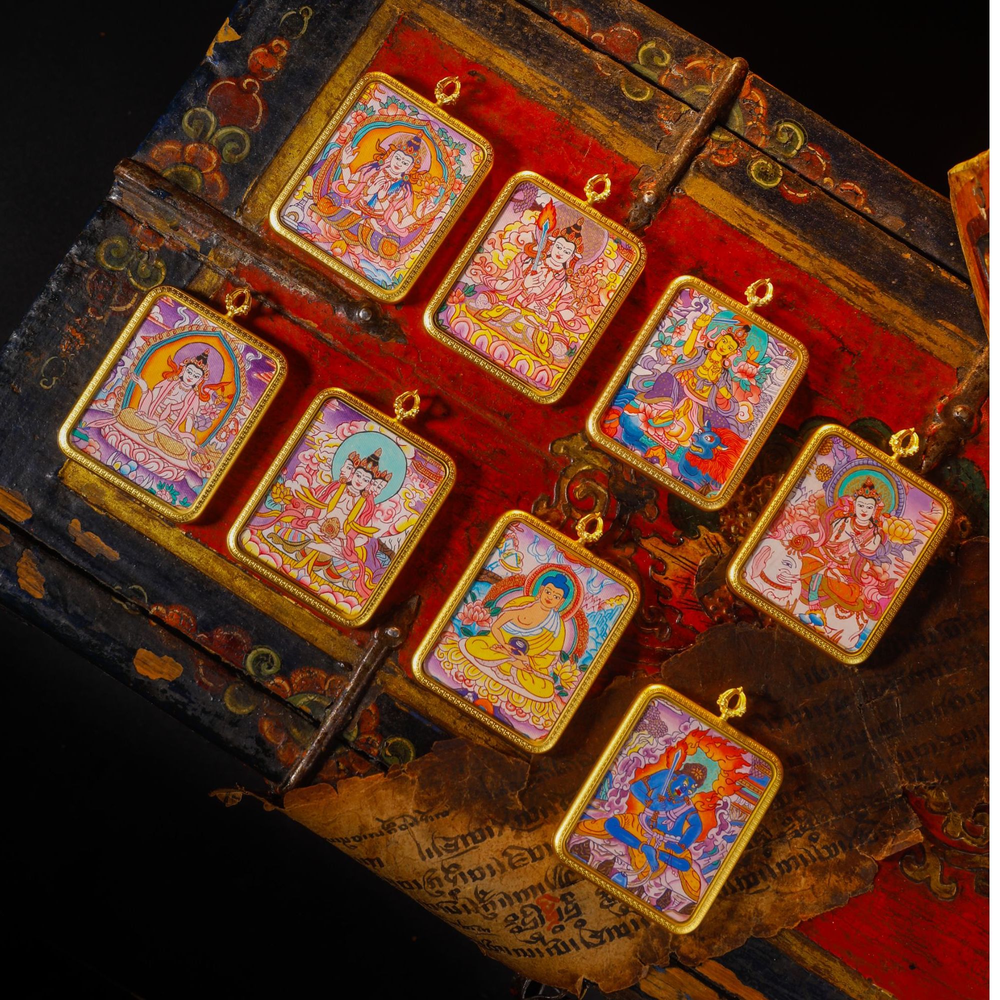 【雪堆白官选】紫唐八大吊坠  纯手工绘制唐卡  多样性发货发其一