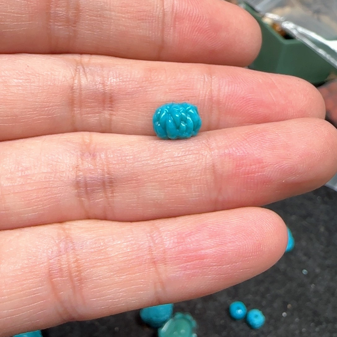 绿松石配饰未镶嵌