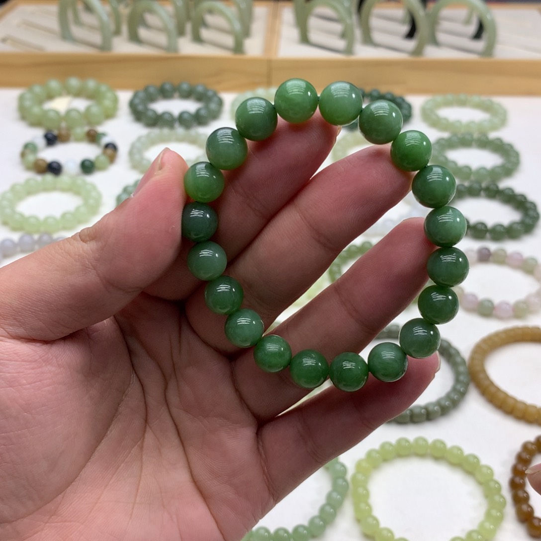 和田玉手串（碧玉9.5）未镶嵌