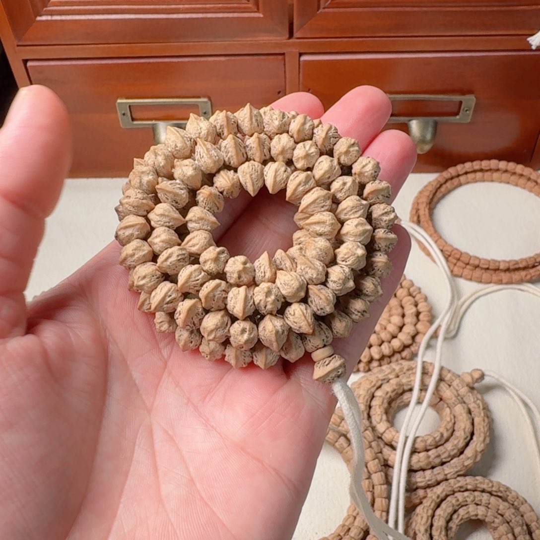 柏香籽/百香籽吊坠