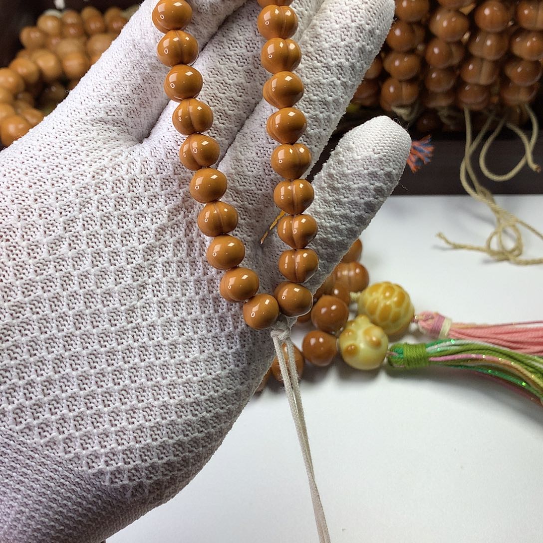 茶***酒桃核吊坠柯基屁桃