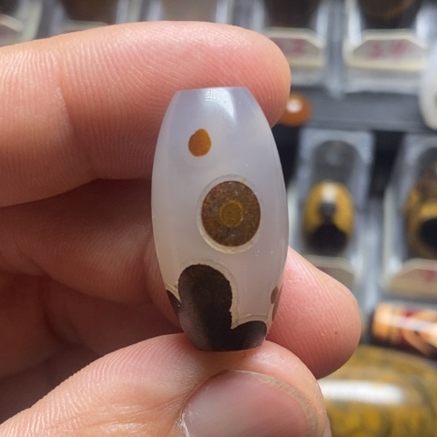 未镶嵌玛瑙/玉髓珠宝奇石