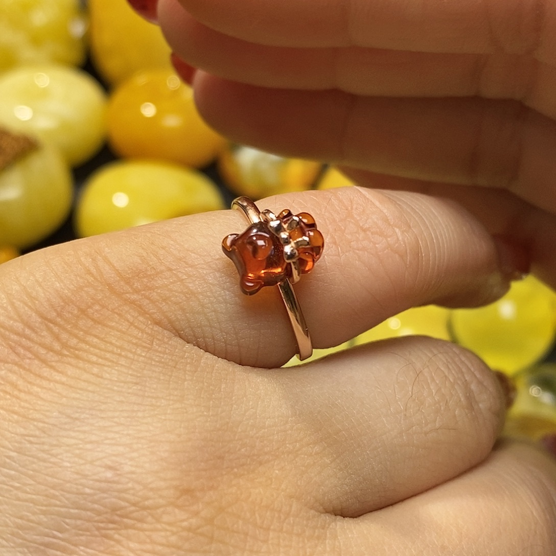 蜜蜡未镶嵌珠宝奇石