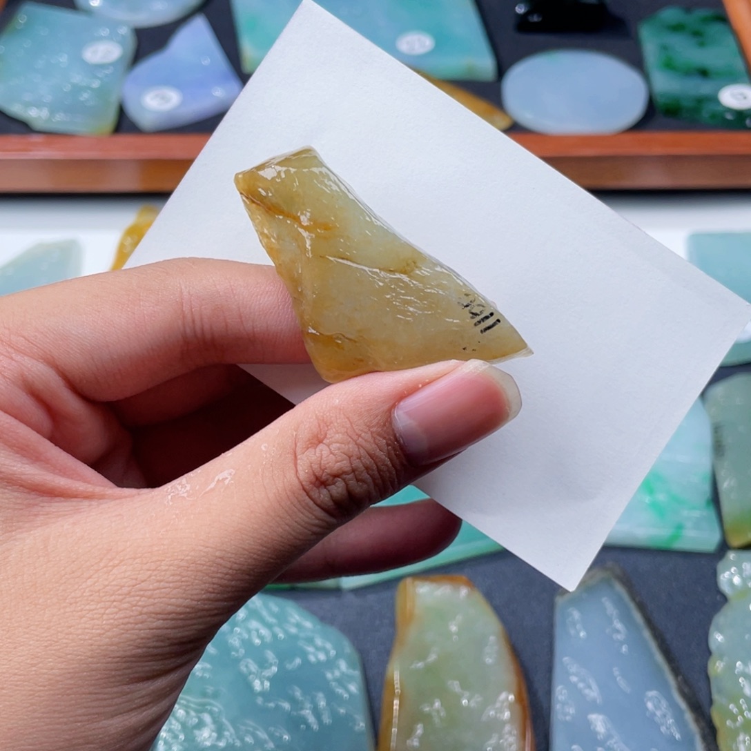 定制翡翠未镶嵌小挂件料