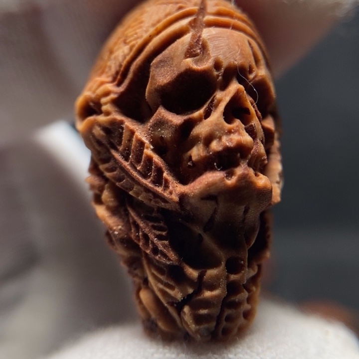 桃核酋长骷髅三通