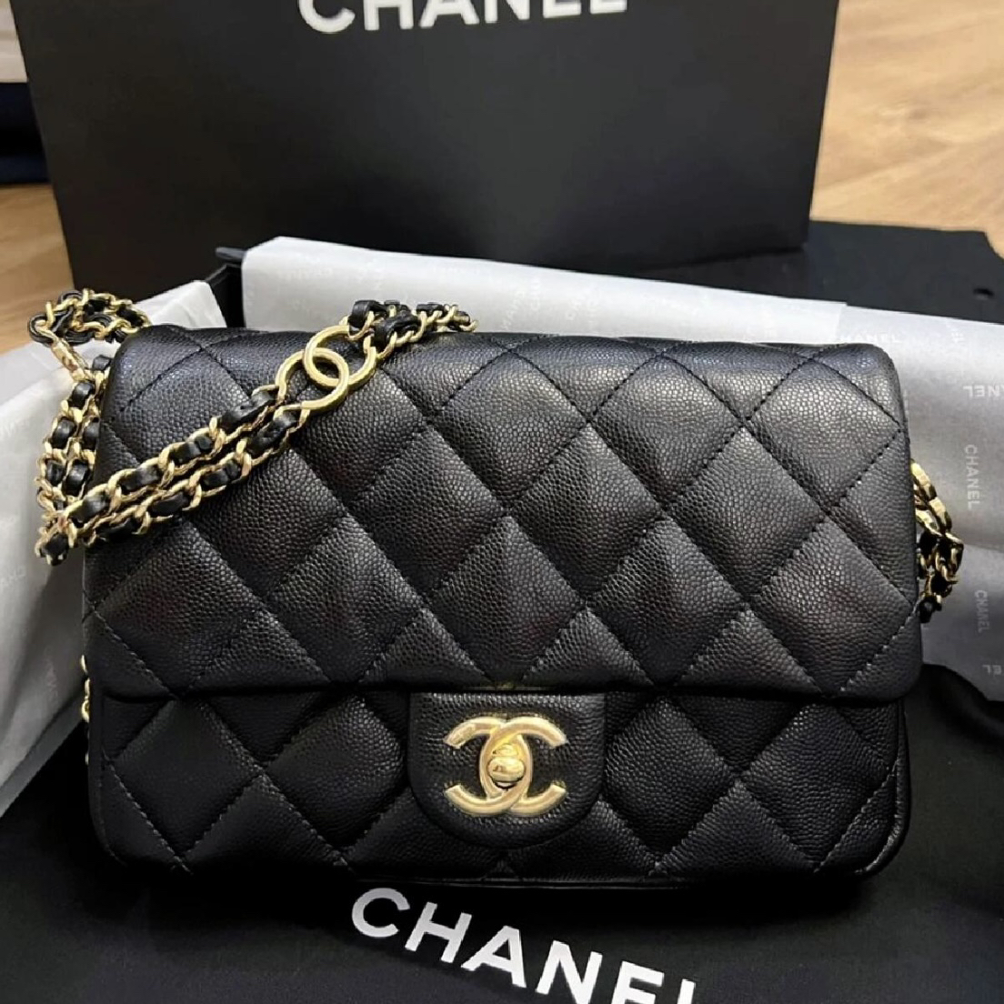 95新 Chanel/香奈儿 多多奢品/香奈儿23c滚边大mini包98新包展