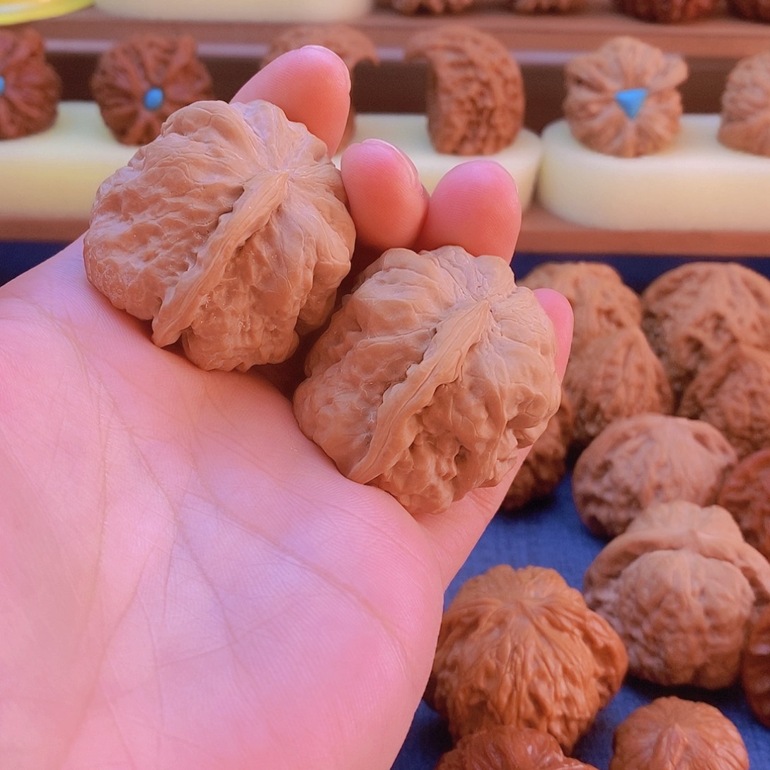 蛤蟆头一帆风顺文玩核桃