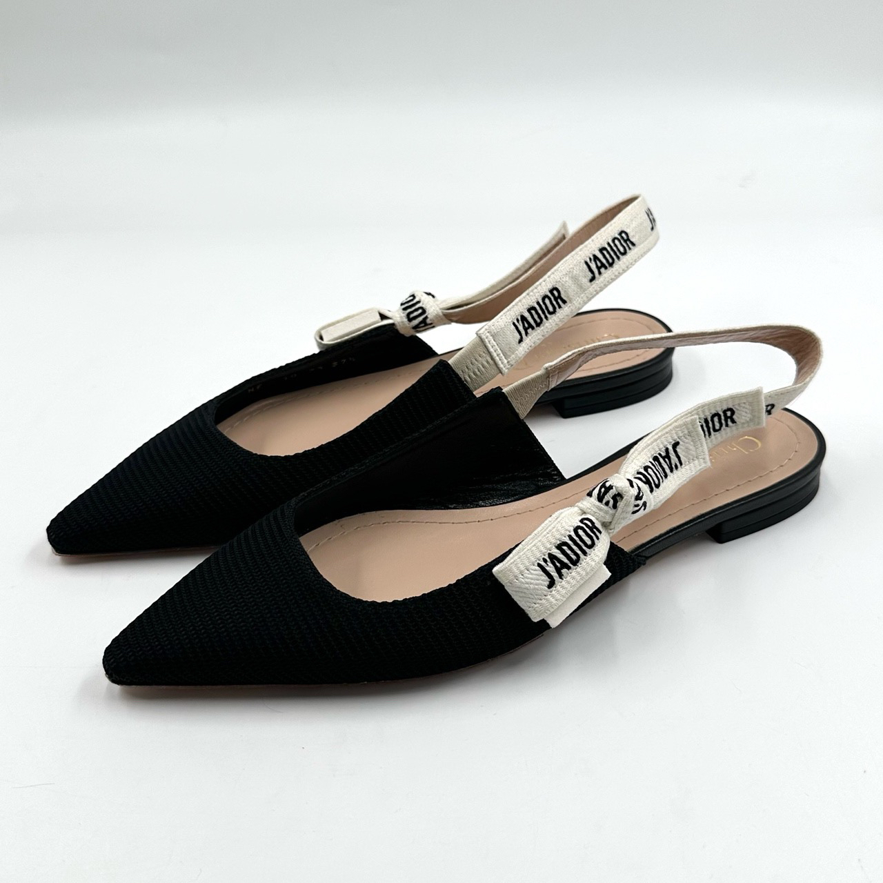 99新 DIOR/迪奥 37.5码/黑色编织尖头绑带平底鞋/05925