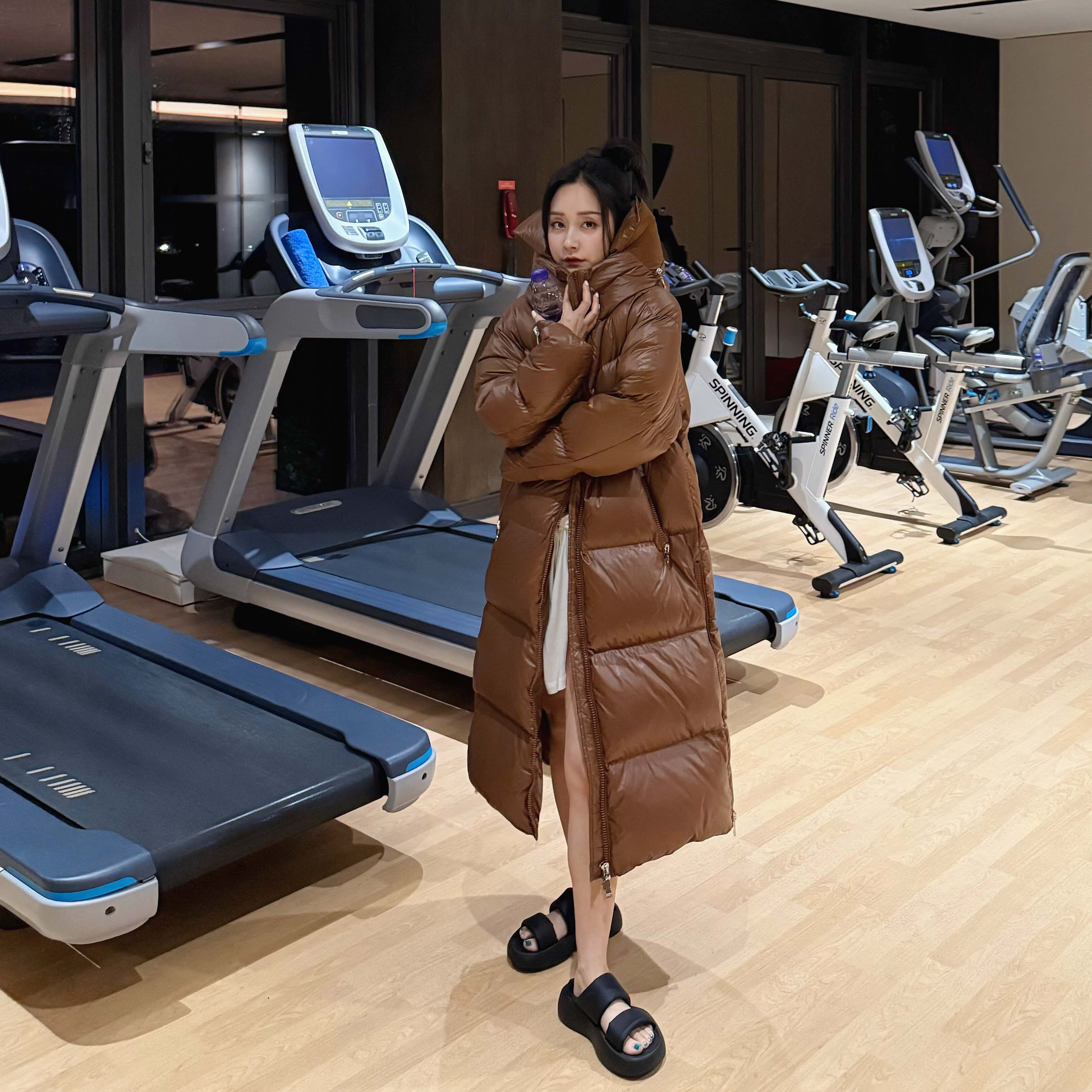 【UNA推荐-大黑】连帽纯色长款加厚时尚保暖百搭休闲鹅绒羽绒服