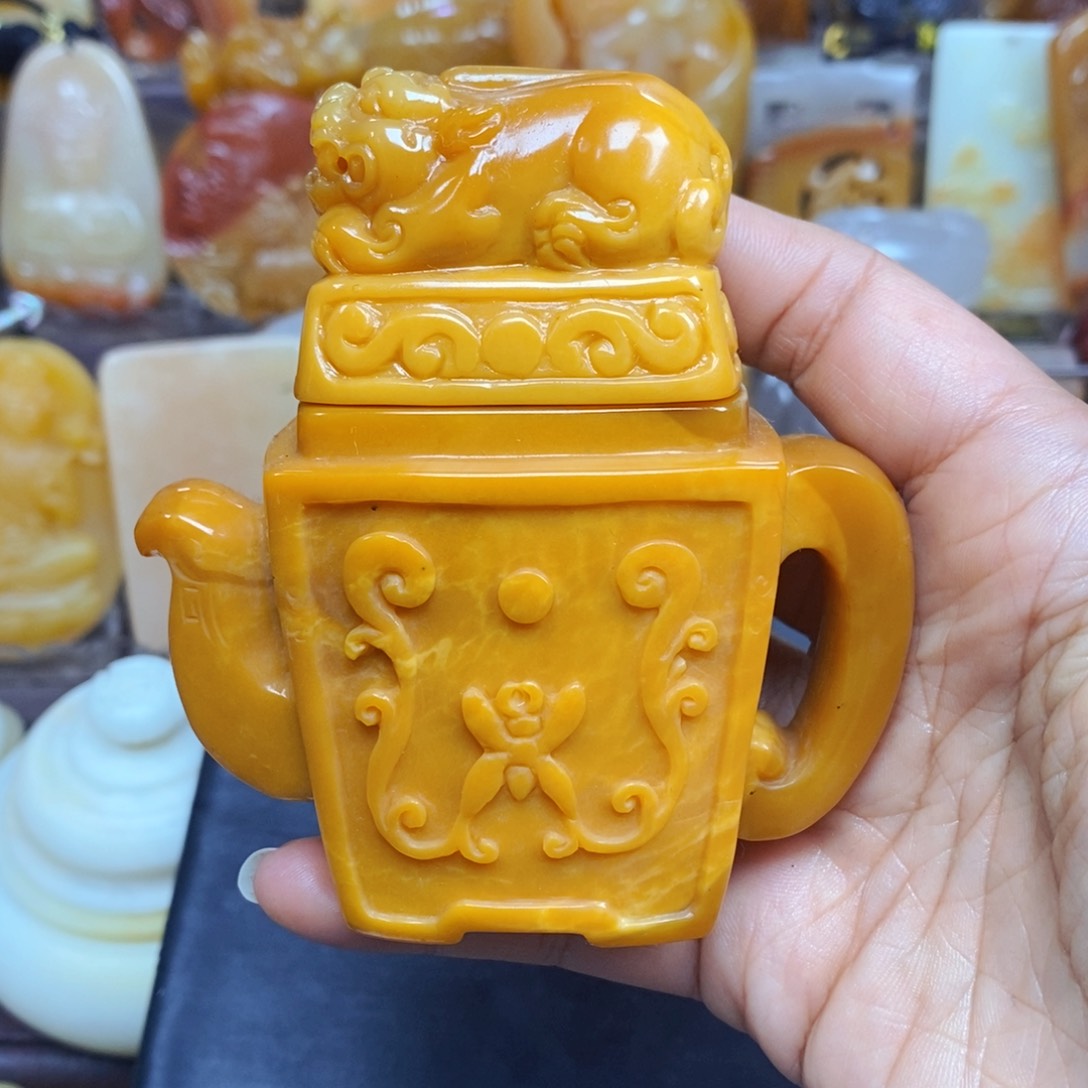 石英质玉颈饰未镶嵌