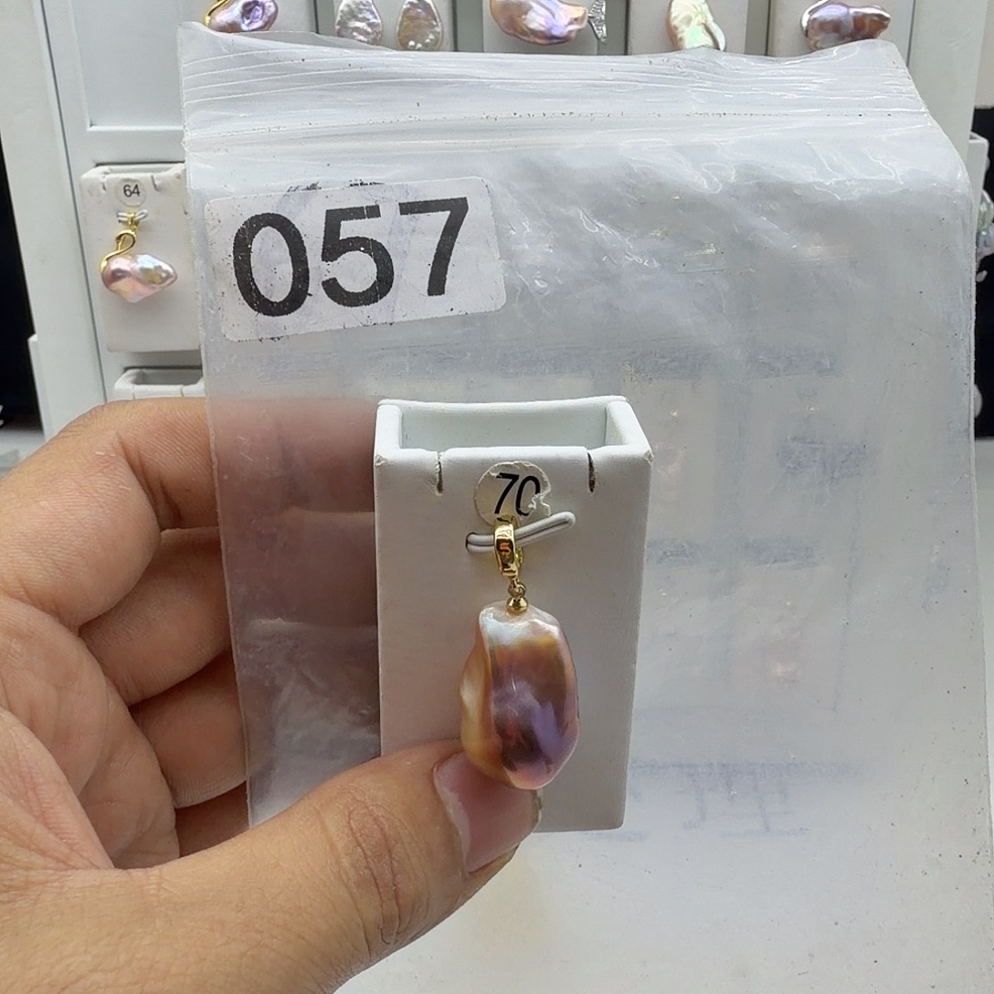 合金淡水珍珠颈饰