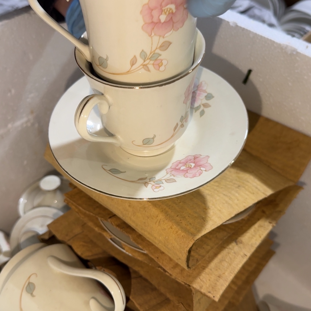 A***～茶盏你说什么时候才有资格