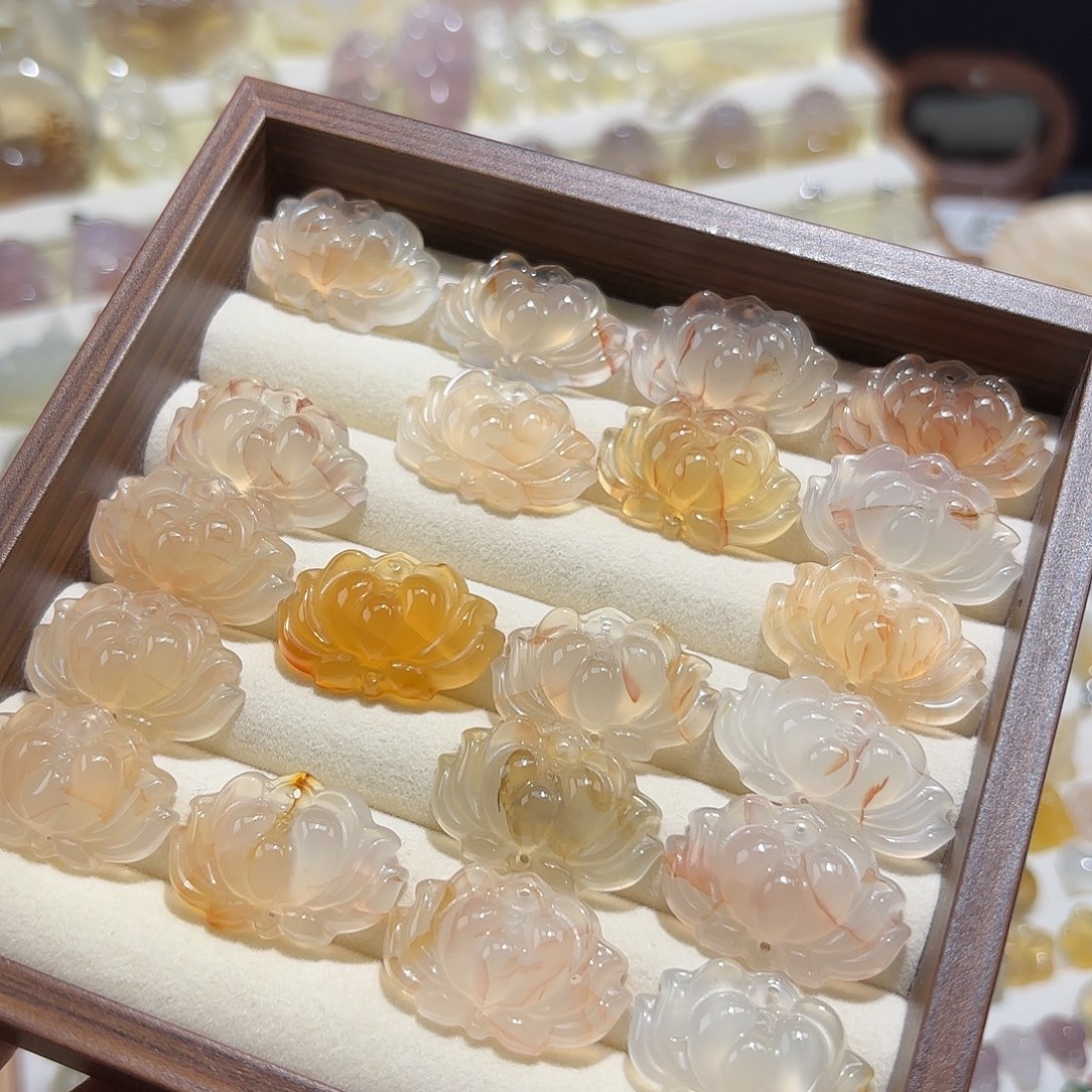玛瑙/玉髓未镶嵌颈饰
