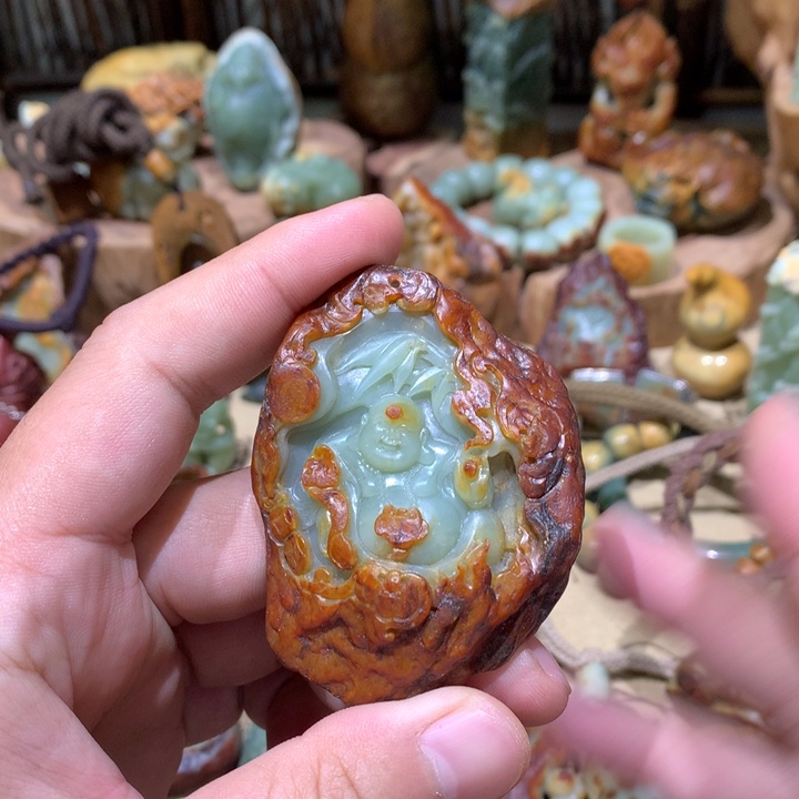 岫岩河磨玉（透闪石质玉）挂件未镶嵌