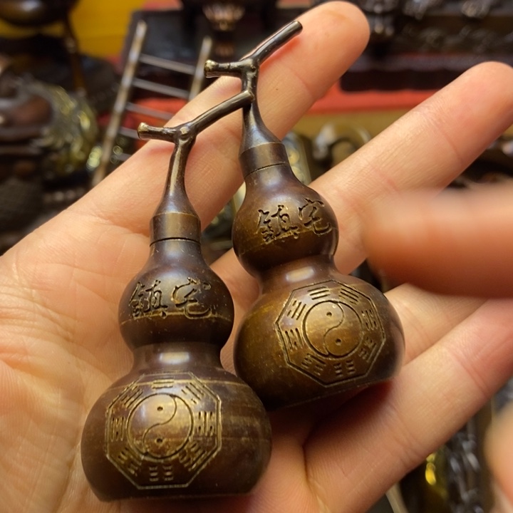 铜器摆件做工精良