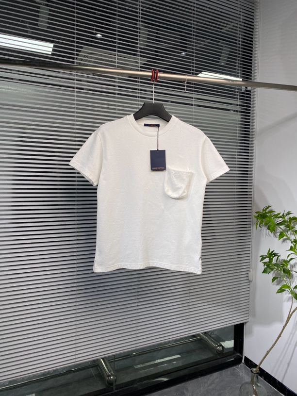 99新 LouisVuitton/路易威登  短袖 三花暗纹满印 XS码 ko1998