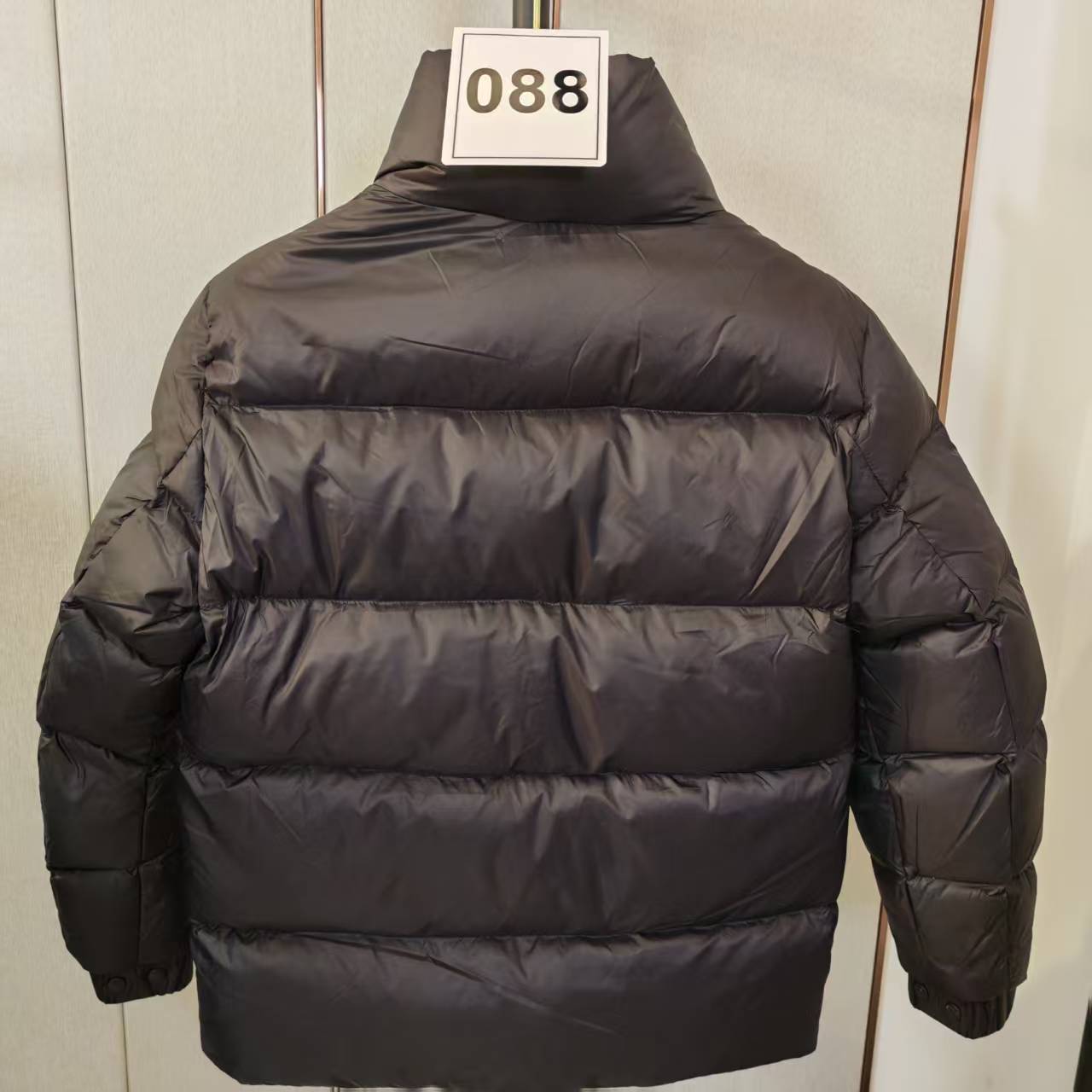 99新 Alexander McQueen/亚历山大·麦昆 麦昆联名简约羽绒服088