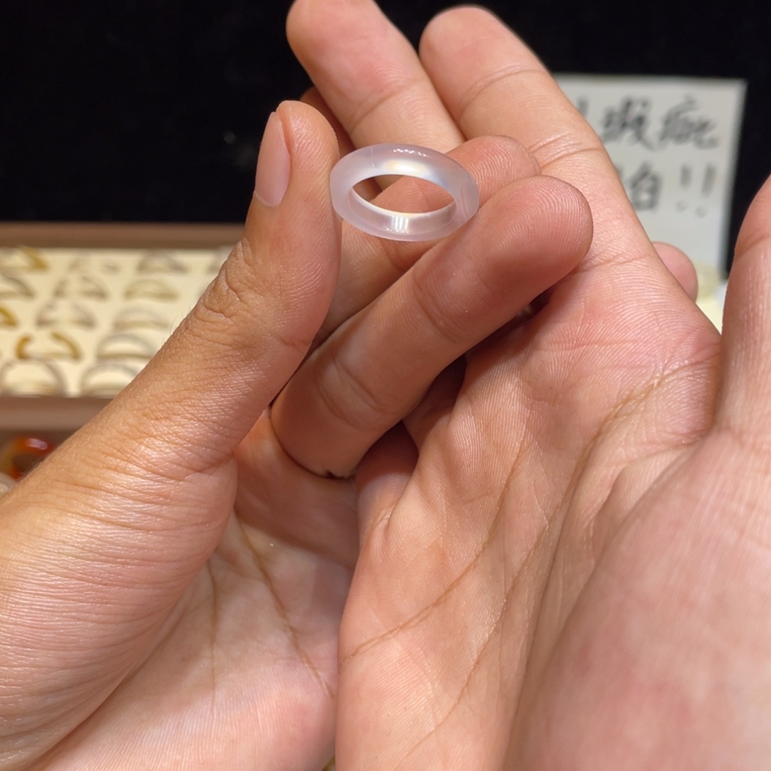 玛瑙/玉髓未镶嵌戒指8号港10 默认瑕疵