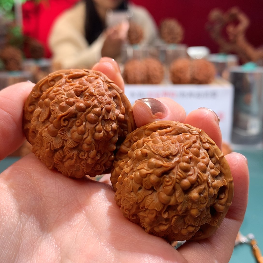 文玩核桃把件———————