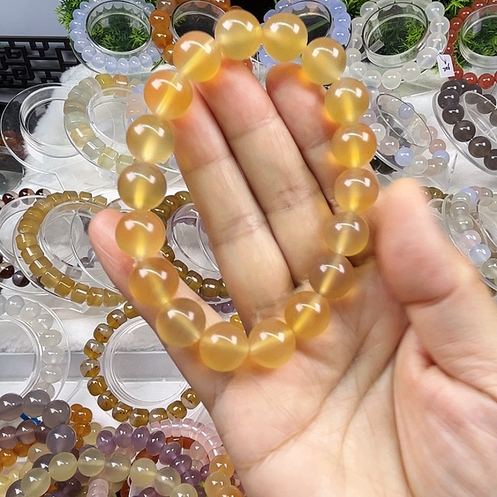 野***家玛瑙/玉髓合金颈饰