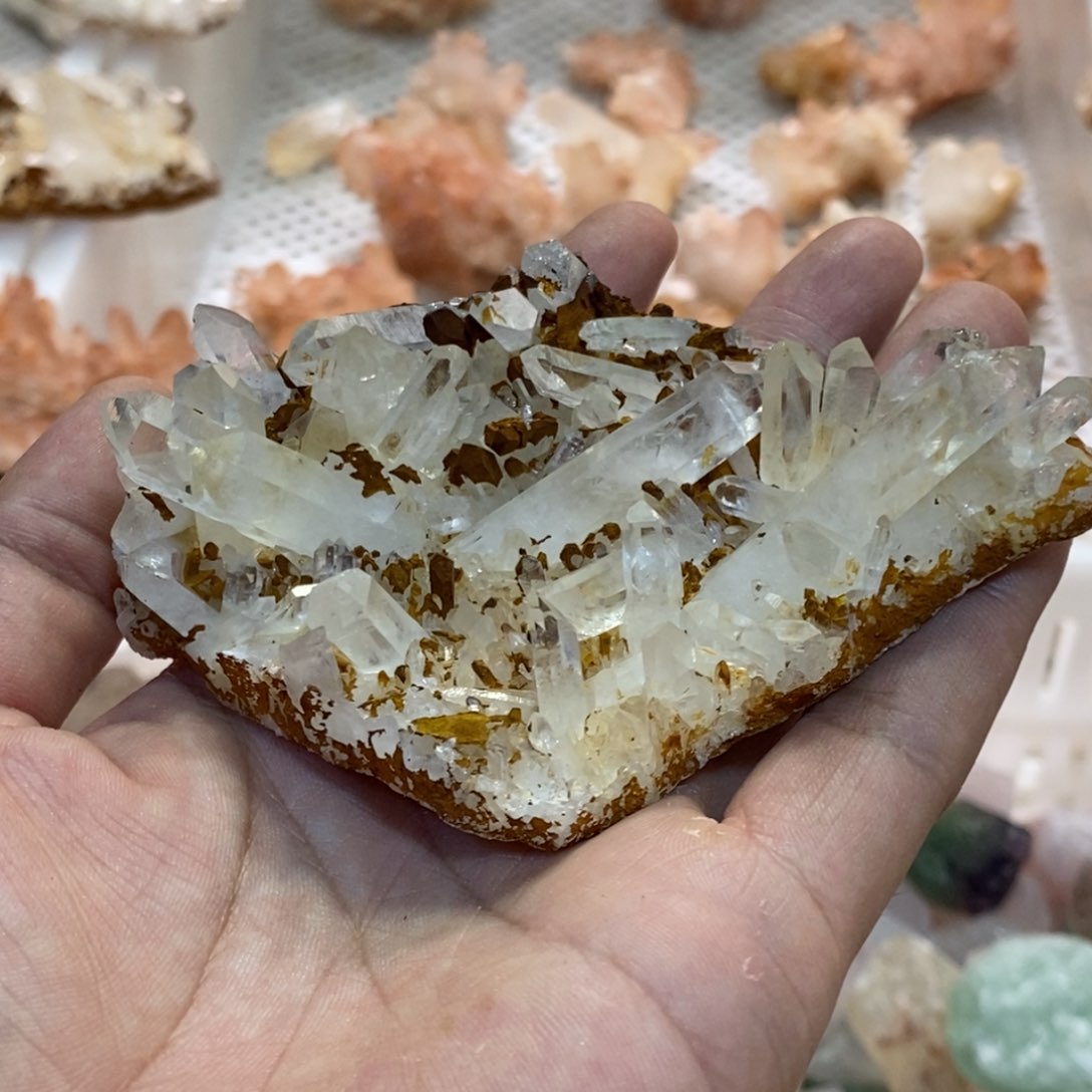 未镶嵌珠宝半成品水晶