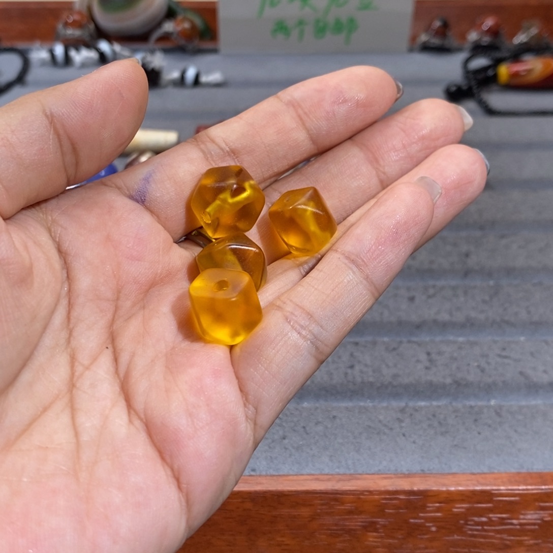 暖***暖合金颈饰玛瑙/玉髓