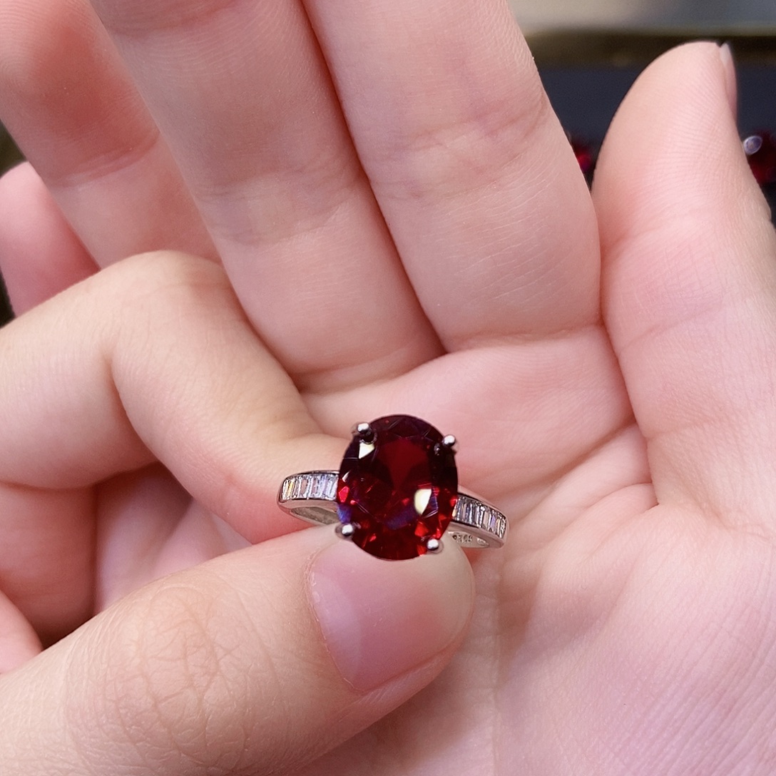 银S925镶嵌红宝石戒指