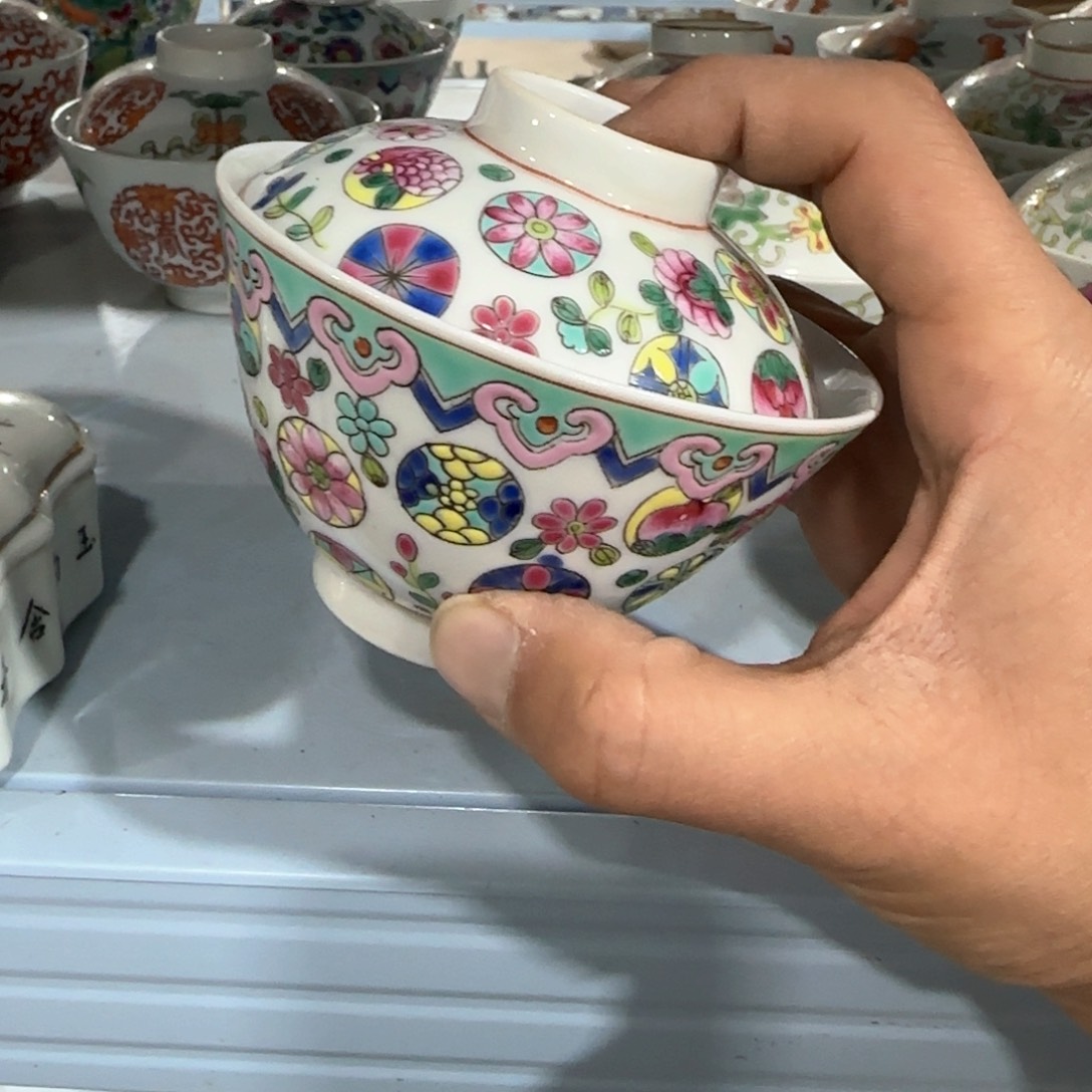 瓷片瓷器和陶瓷艺术的创作