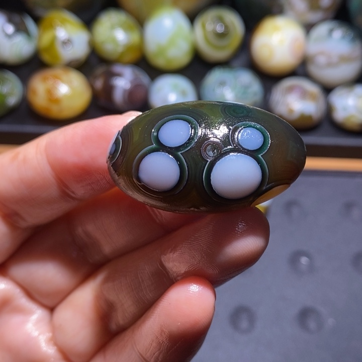 未镶嵌玛瑙/玉髓珠宝半成品134