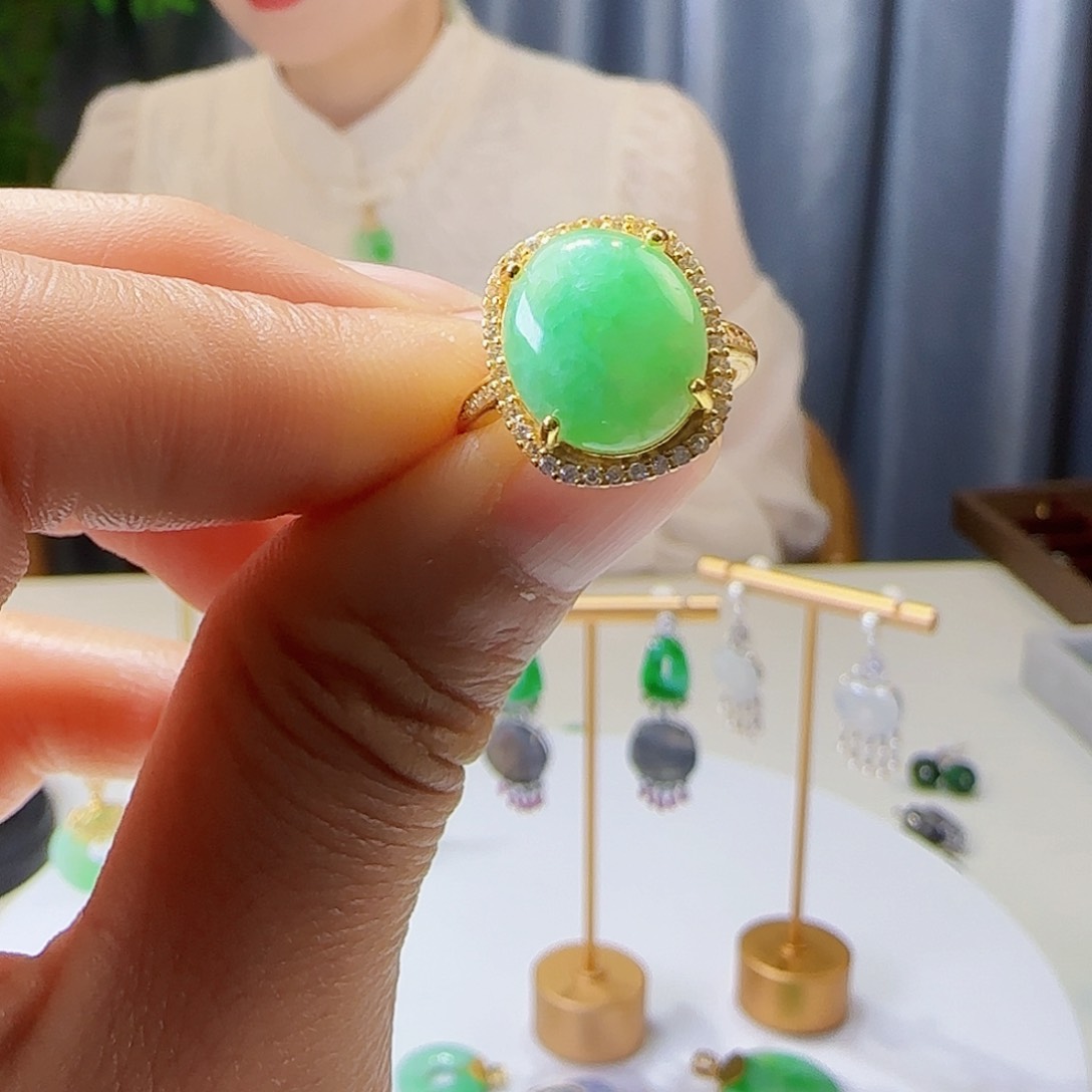 翡翠戒指银S925镶嵌天然缅甸