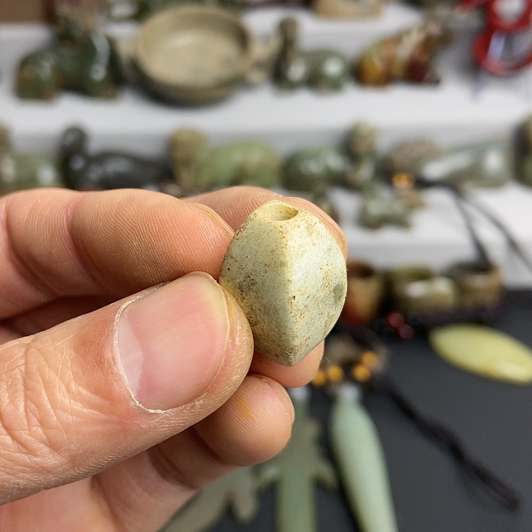 和田玉（糖玉）饰品未镶嵌