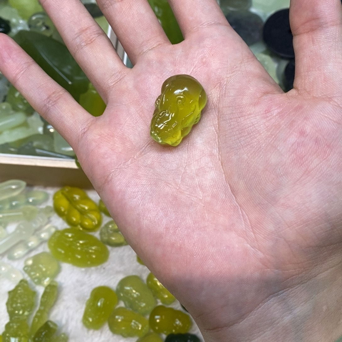 岫玉未镶嵌吊坠(不含链)