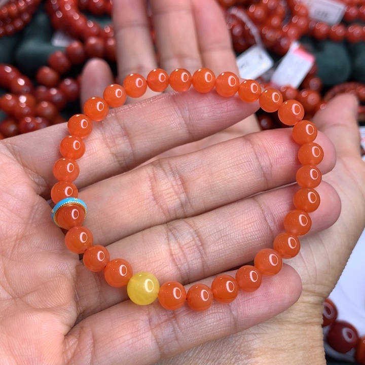 南红玛瑙手串未镶嵌