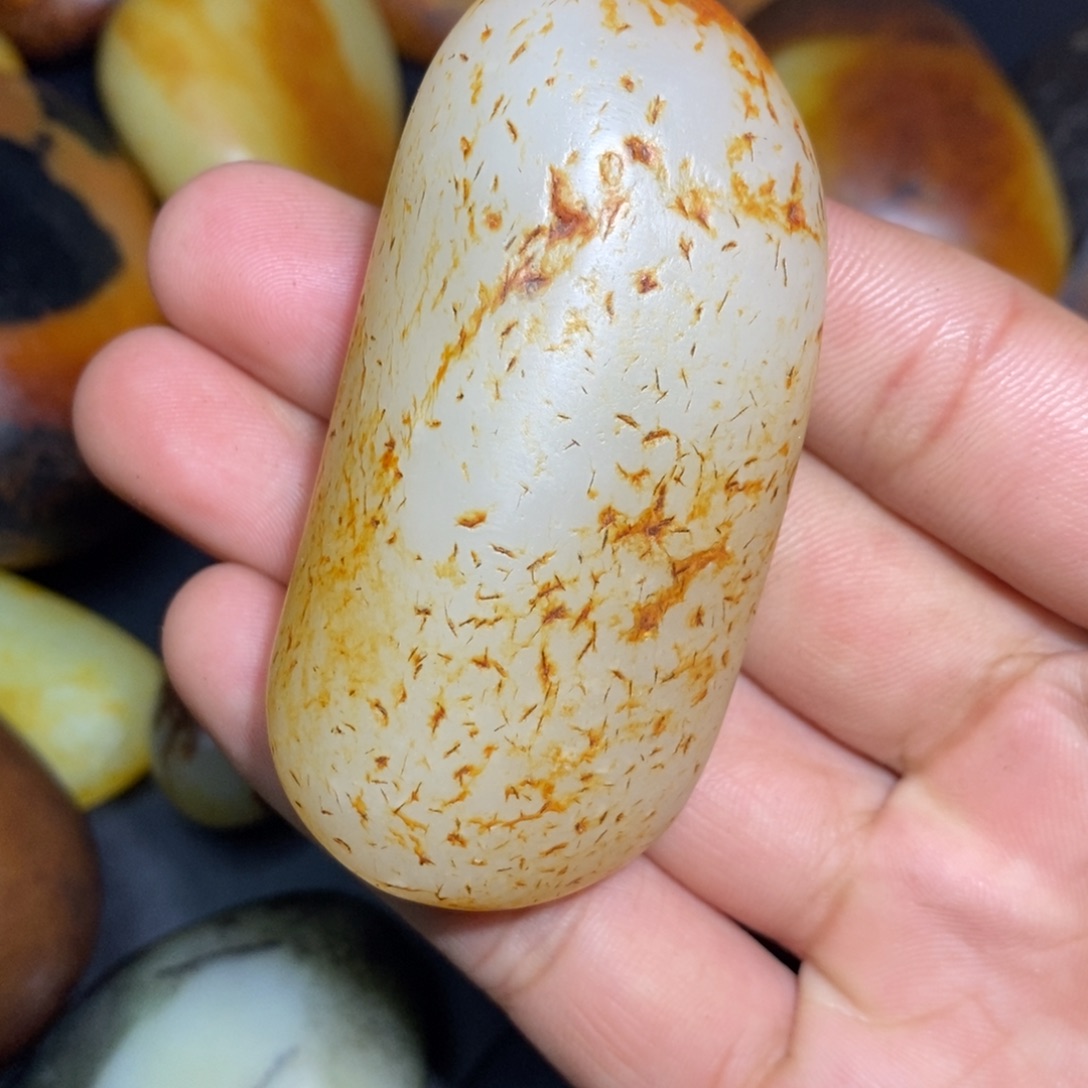 是***我和田玉未镶嵌珠宝奇石