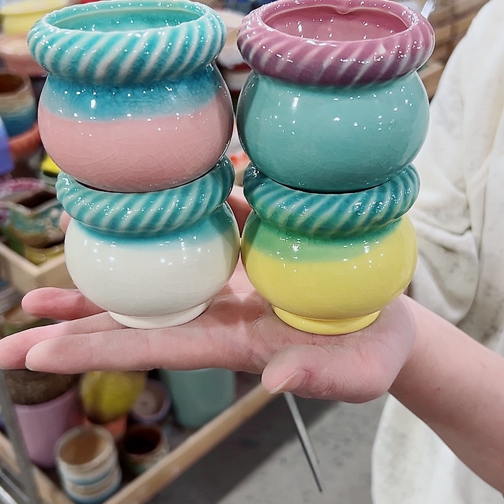 有孔.凑满10元发货多肉陶瓷花盆！