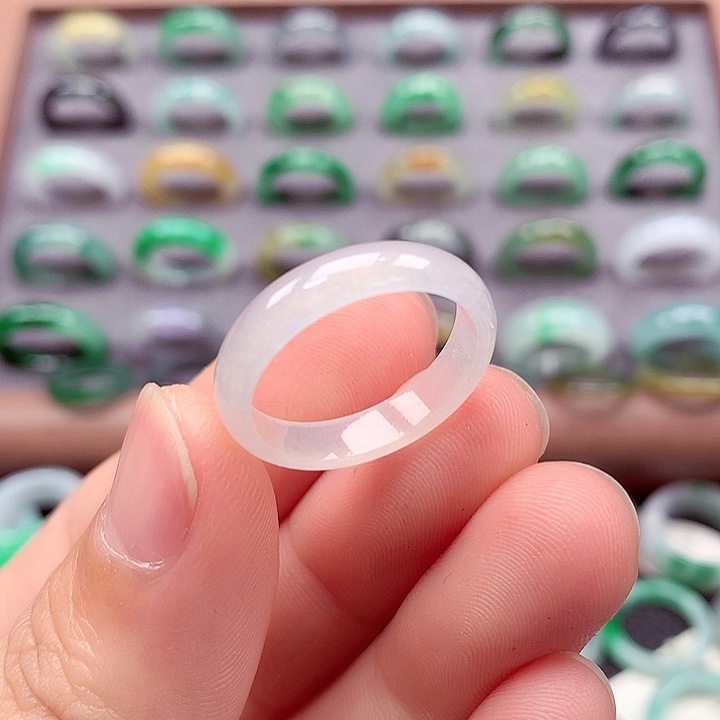 翡翠戒指未镶嵌18-19号