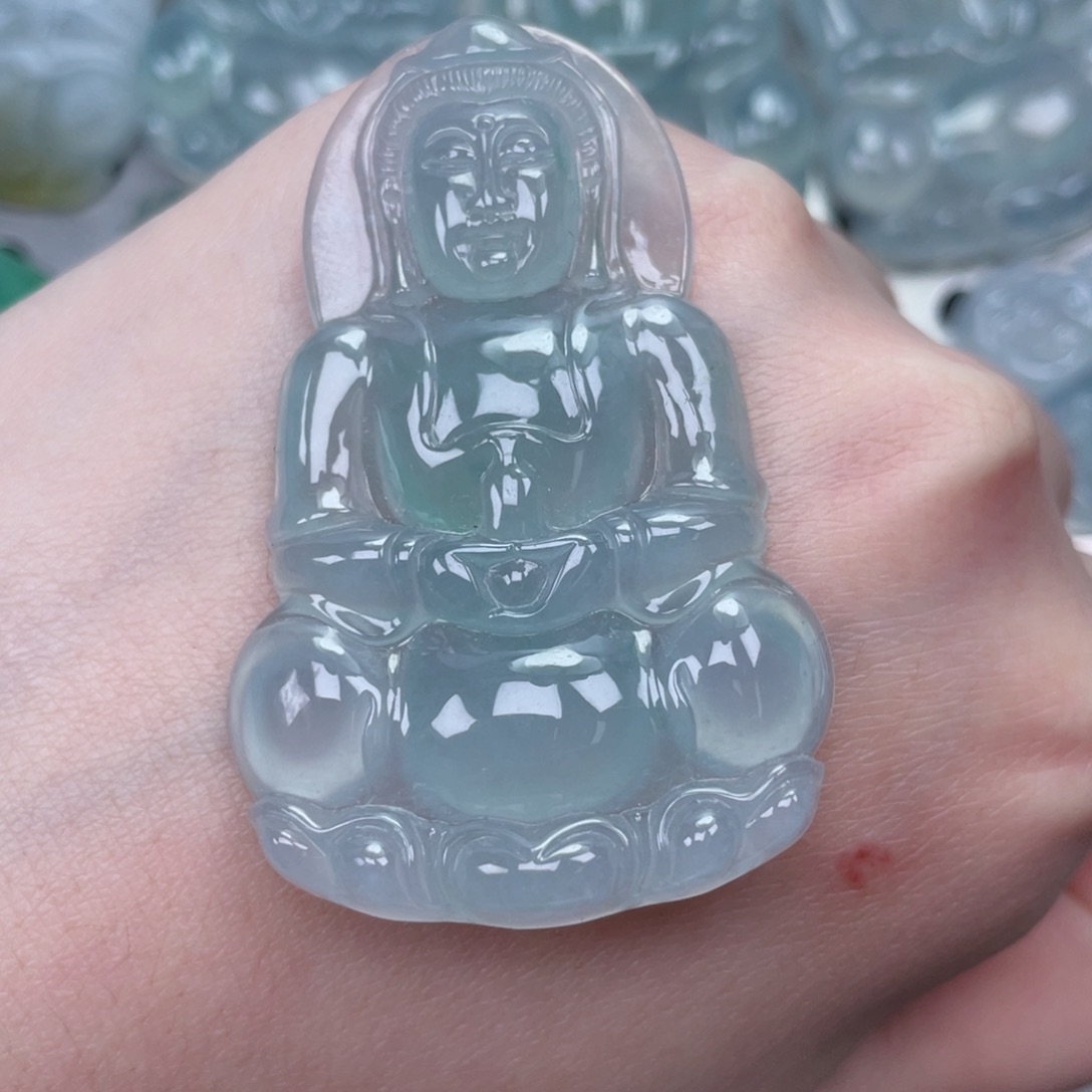 翡翠颈饰未镶嵌u****7观音