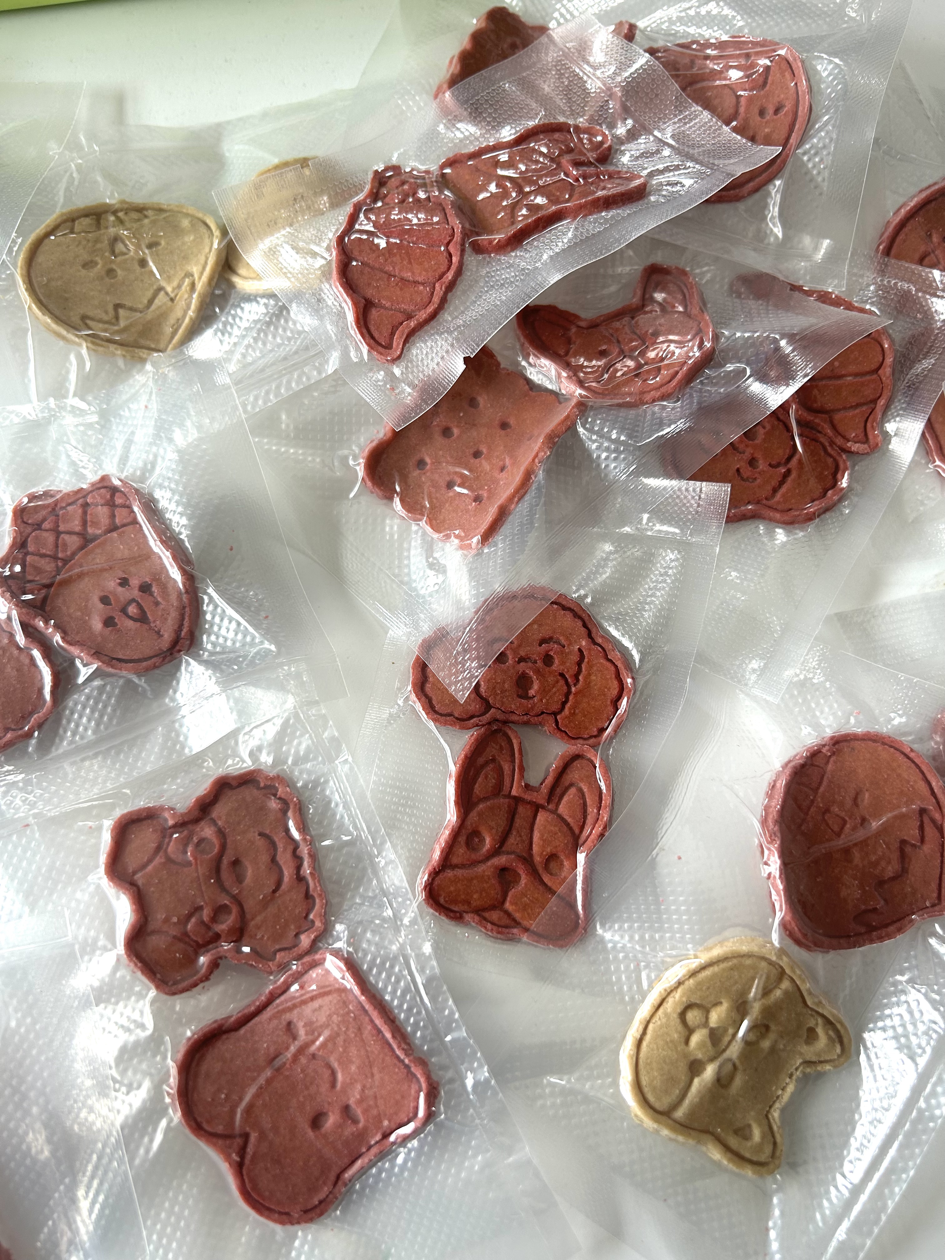 烘干鸡肉羊奶酪饼干宠物零食猫狗金丝熊训练奖励磨牙宠物小饼干