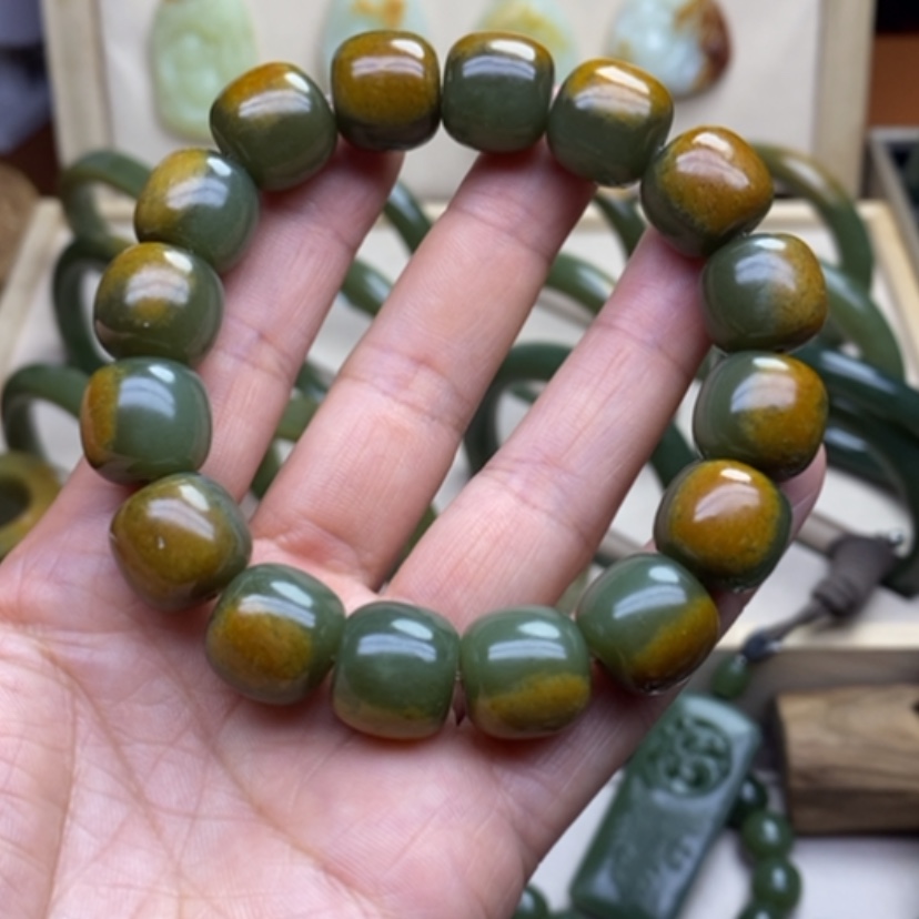 【闪购商品】和田玉手串未镶嵌爪****宠
