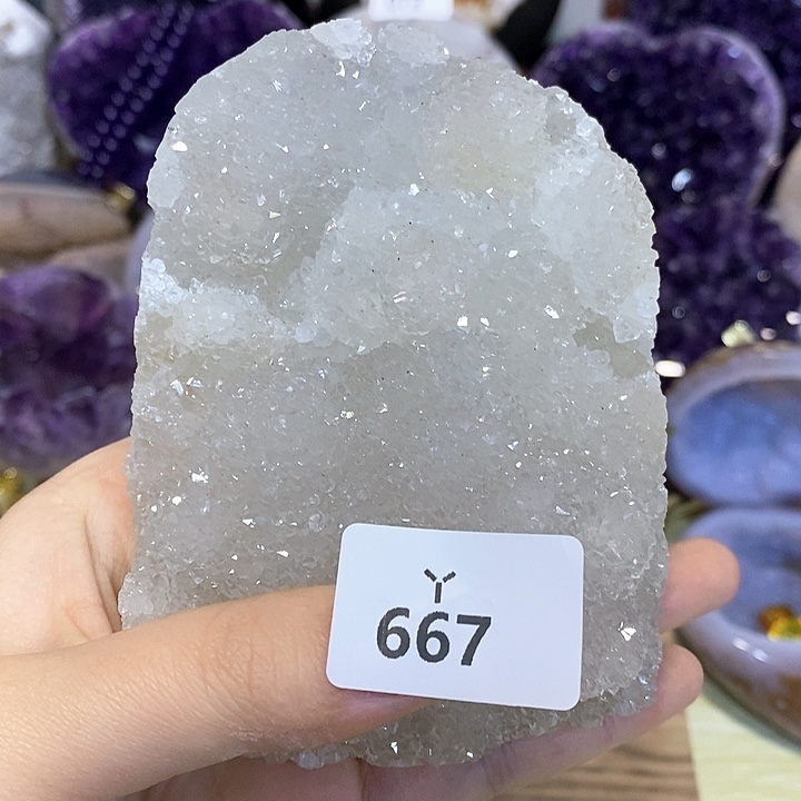 未镶嵌水晶大型摆件（非配饰）