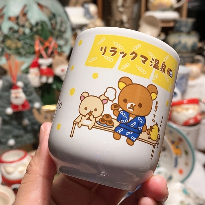 搪瓷轻松熊手握杯