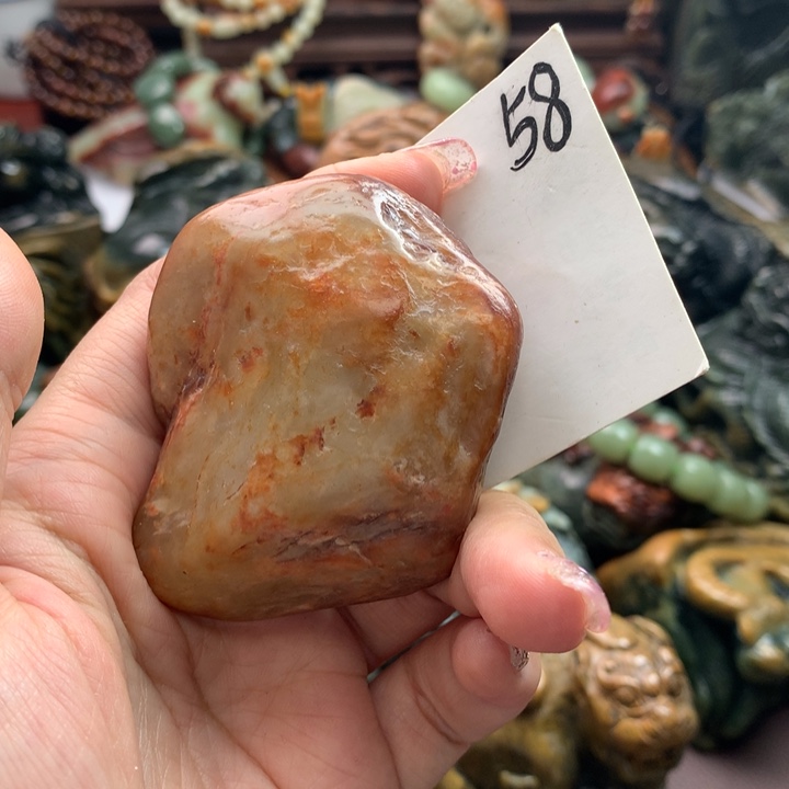 岫岩河磨玉（透闪石质玉）把件未镶嵌