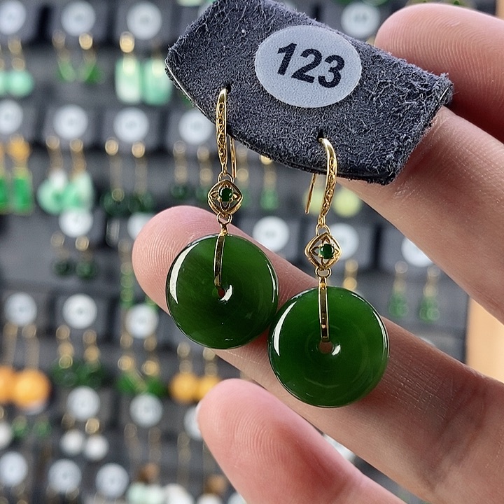 和田玉耳饰18K金镶嵌一****我